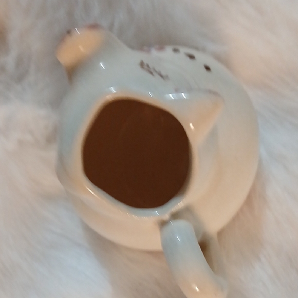 Charming Ceramic Pig Pitcher - Picture 10 of 11